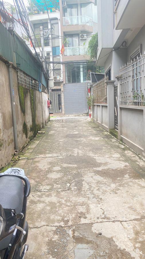 Hot hot hot lô đất còn sót lại tại phố trạm long biên siêu đẹp ngõ ô tô