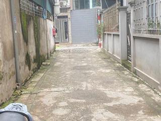 Hot hot hot lô đất còn sót lại tại phố trạm long biên siêu đẹp ngõ ô tô