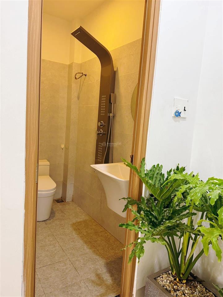 Tin được không ngay q.1 8tỷ990 nguyễn thị minh khai, có sẵn dòng tiền cho thuê 37tr/tháng