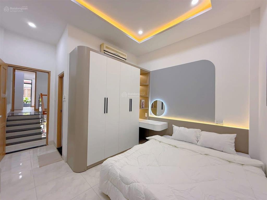 Tin được không ngay q.1 8tỷ990 nguyễn thị minh khai, có sẵn dòng tiền cho thuê 37tr/tháng
