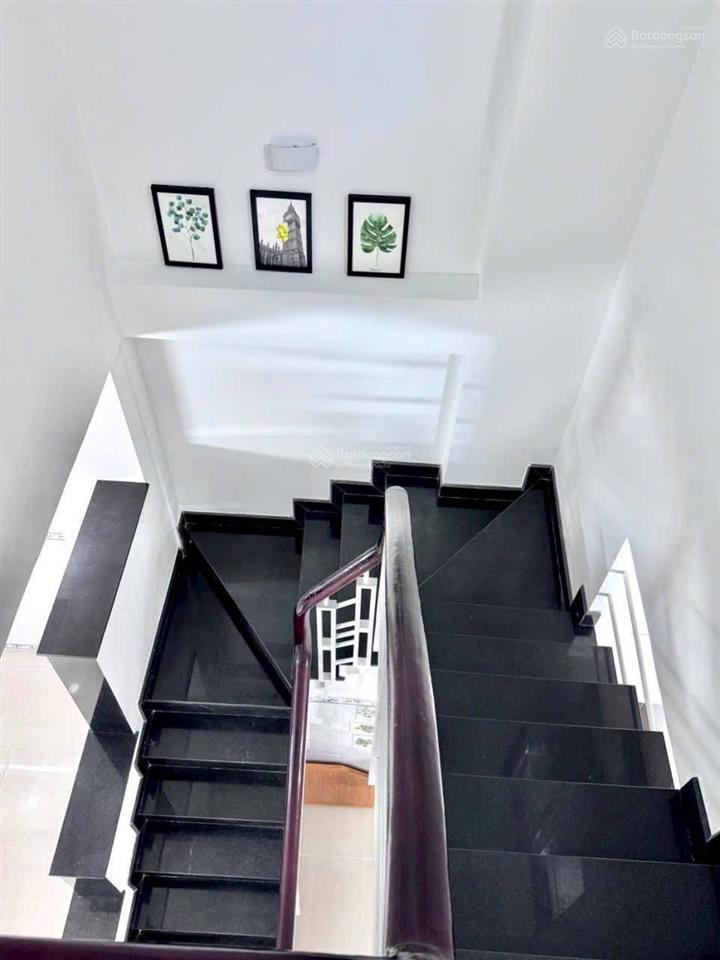 Gà đẻ trứng vàng nhà siêu đẹp giá 4tỷ250 ngay khu trung tâm sầm uất ngô tất tố, bình thạnh