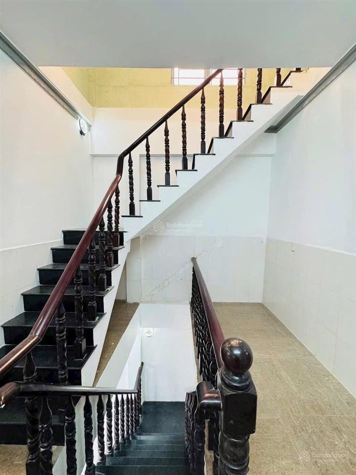 Làm ăn thua lỗ bán gấp nhà riêng kha vạn cân, linh đông, thủ đức, 44,3m2