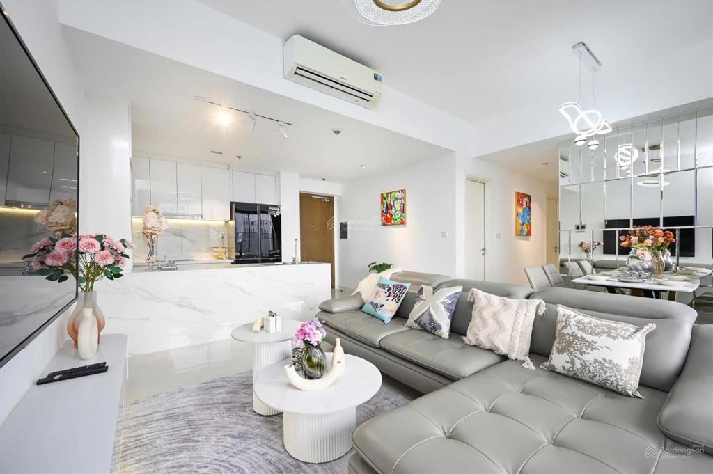 Masteri an phú giá 5tỷ750  ngay kế vincom thảo điền  3 phòng ngủ, 2 nhà vệ sinh giá tốt nhất khu