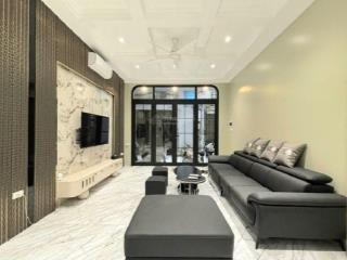 Tuyệt phẩm ngọc khánh 45m *4 ngủ master  full nội thất châu âu  thang máy  ô tô đỗ cửa