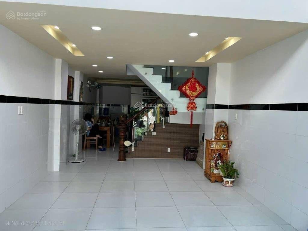 Chủ gấp bán  giá chốt sâu  khu phân lô vip hoàng hữu nam giao lê văn việt, q9  5 tầng hơn 6 tỉ