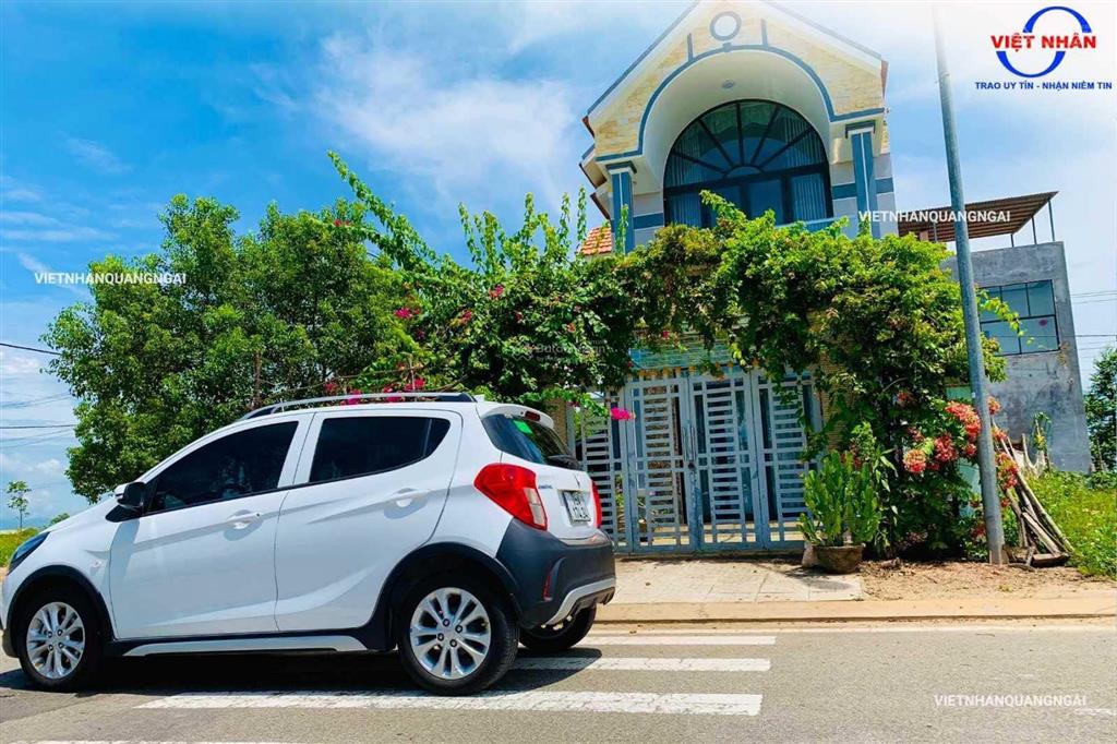 Bán đất nền vsip quảng ngãi vị trí bên cạnh công viên siêu đẹp, dt 132m2 giá 10,4 triệu / m2