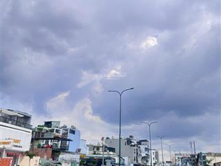 Bán mặt tiền đường 12m dương quản hàm .p6.gò vấp (9,2mx45) khu vực xây 7 lầu. cấp 4 giá 52 tỷ tl