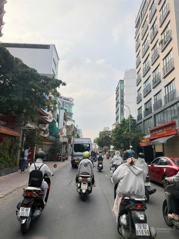 Bán mặt tiền đường 12m dương quản hàm .p6.gò vấp (9,2mx45) khu vực xây 7 lầu. cấp 4 giá 52 tỷ tl