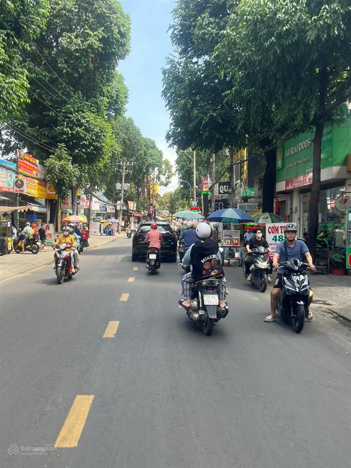 Bán mặt tiền đường số 4, phường 7, (7mx17m) cấp 4. giá 18 tỷ tl