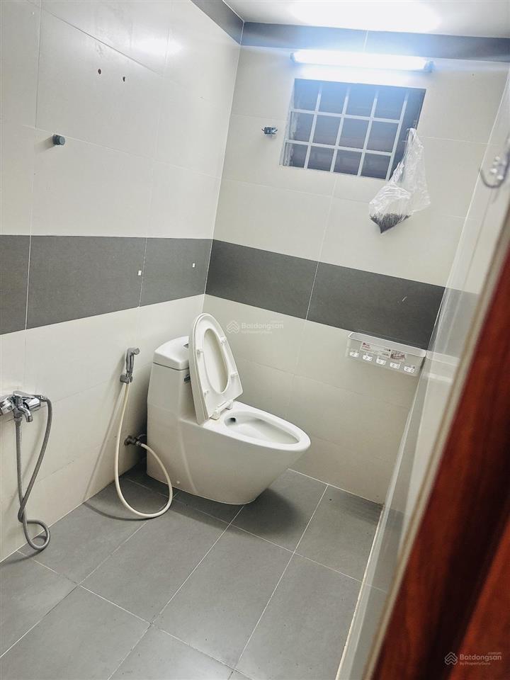 Gấp! bán nhà đẹp hẻm ô tô thông3 tầng55m2ngang 5.5m gần aeon mall tân phú chỉ nhỉnh 6 tỷ