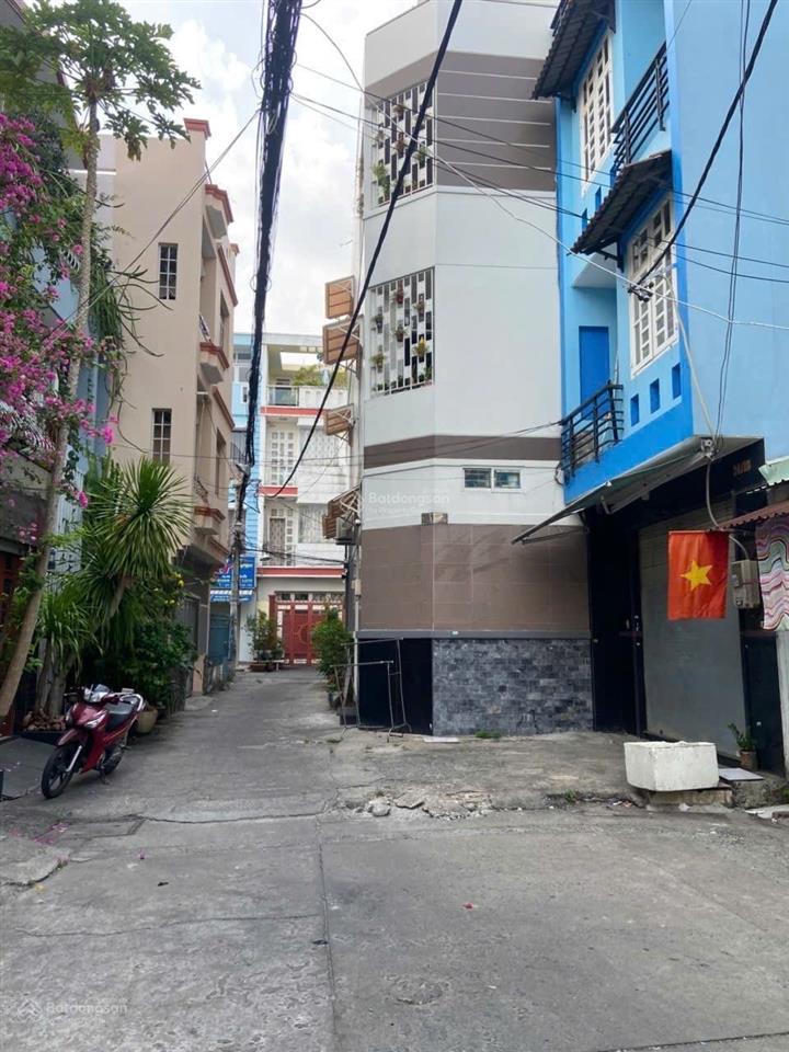 Gấp! bán nhà đẹp hẻm ô tô thông3 tầng55m2ngang 5.5m gần aeon mall tân phú chỉ nhỉnh 6 tỷ