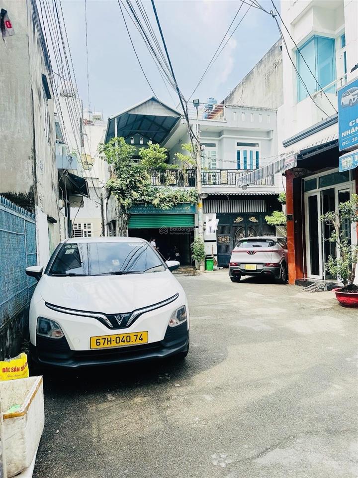 Gấp! bán nhà đẹp hẻm ô tô thông3 tầng55m2ngang 5.5m gần aeon mall tân phú chỉ nhỉnh 6 tỷ