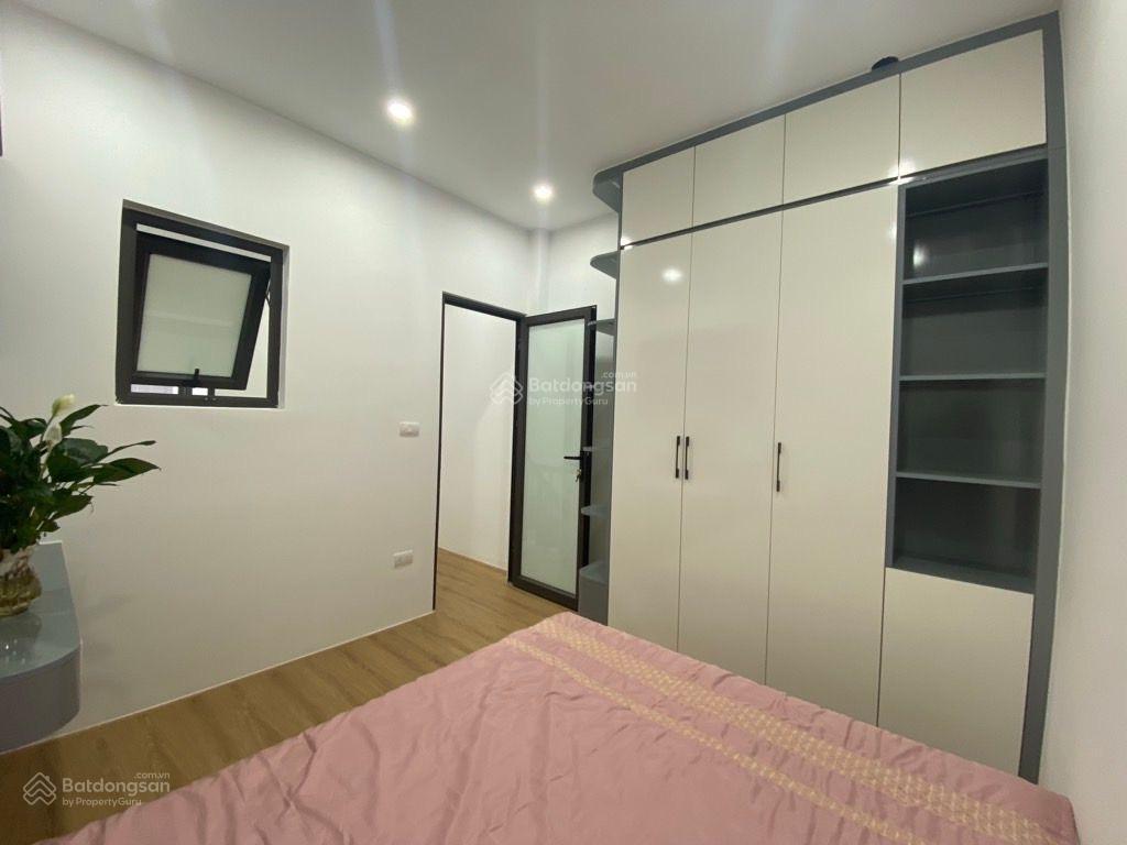 Nhà tam trinh đẹp 5 tầng, 40m2  7,2 tỷ  vài bước ra ô tô tránh.