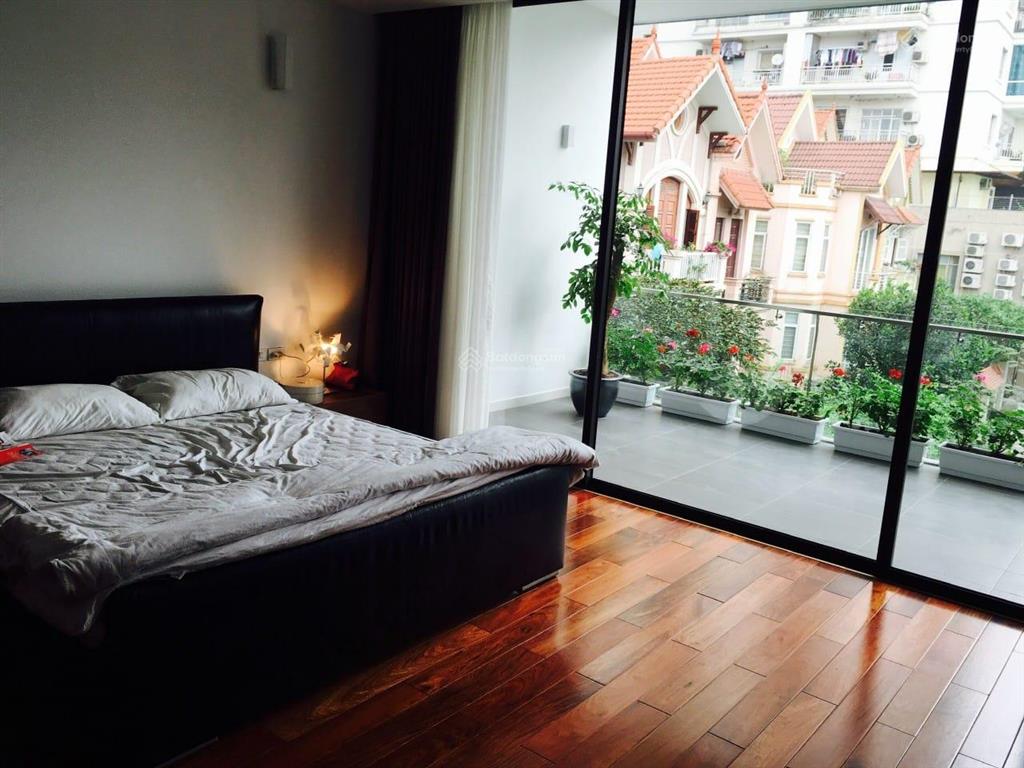 Bán biệt thự hoàng thành villas, mộ lao. 150m2, 7 tầng thang máy. kd văn phòng, ở đẳng cấp.