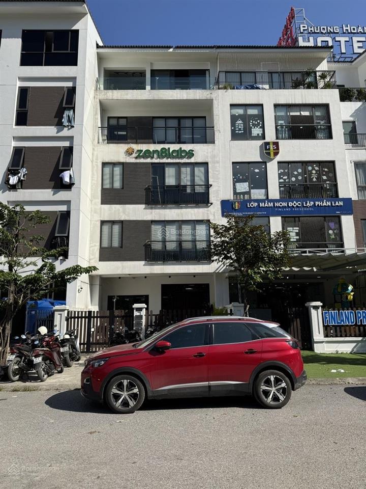 Bán biệt thự hoàng thành villas, mộ lao. 150m2, 7 tầng thang máy. kd văn phòng, ở đẳng cấp.
