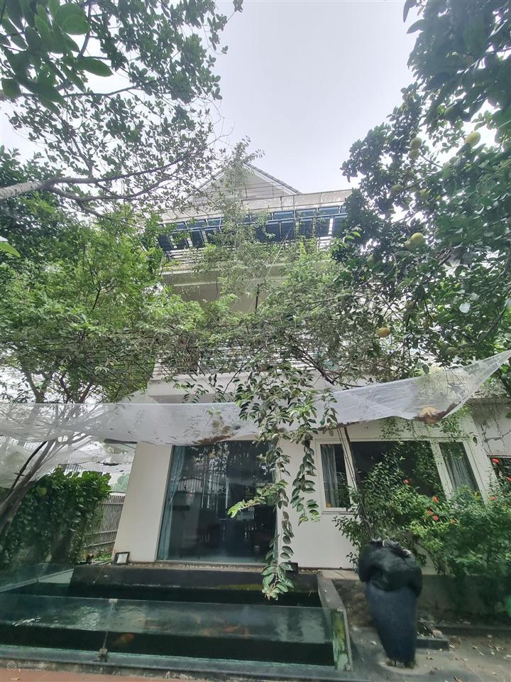 Bán biệt thự siêu vip khu nhà ở quốc hội, 180m2, 4 tầng, mt 10m. vừa ở vừa kinh doanh vp, thẩm mỹ