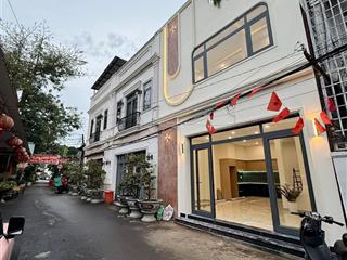 Bán nhà riêng tại trần não, 50,88 m2, đẹp, nhiều tiện ích, giá 2 tỷ 880