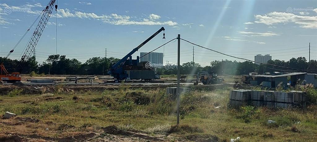 Đất chính chủ bình khánh, cần giờ, 1,8 tỷ 300m2, pháp lý đầy đủ. 0907 416 ***