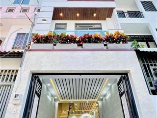 Siêu phẩm !! ô tô ngủ trong nhà  bán gấp nhà bến vân đồn  q4  4tỷ800  49,5m2/3tầng