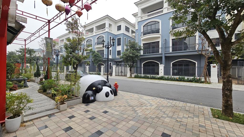 Đầu tư biệt thự song lập  160m2 san hô 8  vocp2 gần công viên biển hồ chỉ với giá 25.1 tỷ