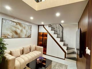 Bán gấp nhà phố tây sơn nguyễn lương bằng 3 bước chân ra phố 22m2 6tầng mt 3,5m 4pn 5wc 6,59tỷ