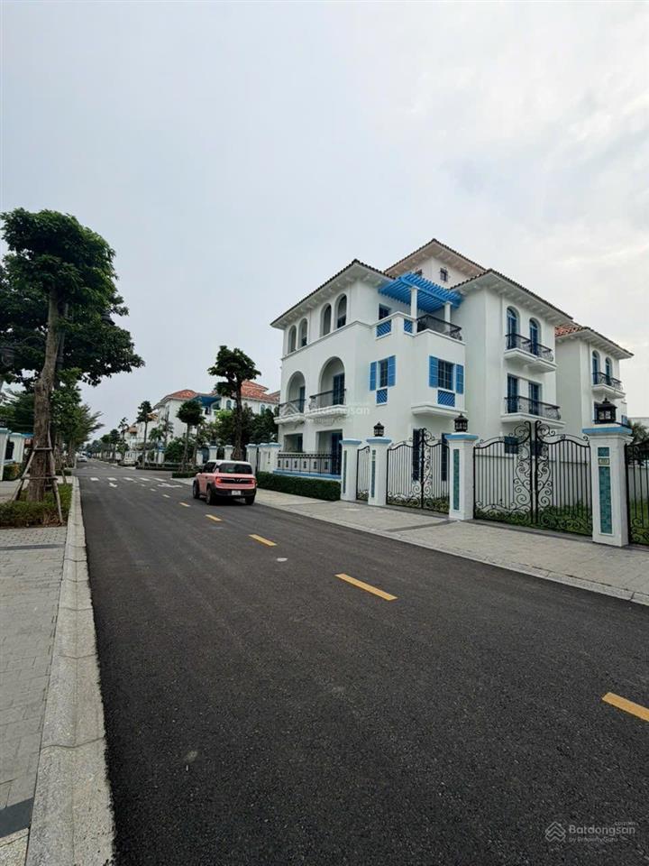 Cần bán gấp biệt thự song lập 230m2 giá rê nhất khu marloca, khu đô thị sun grand city feria