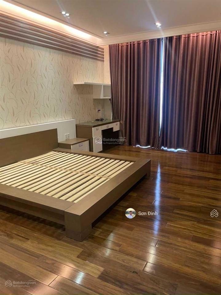 Cho thuê nhà nguyên căn 5x20m kdc him lam quận 7  có thang máy giá 42tr/tháng  0901 424 ***