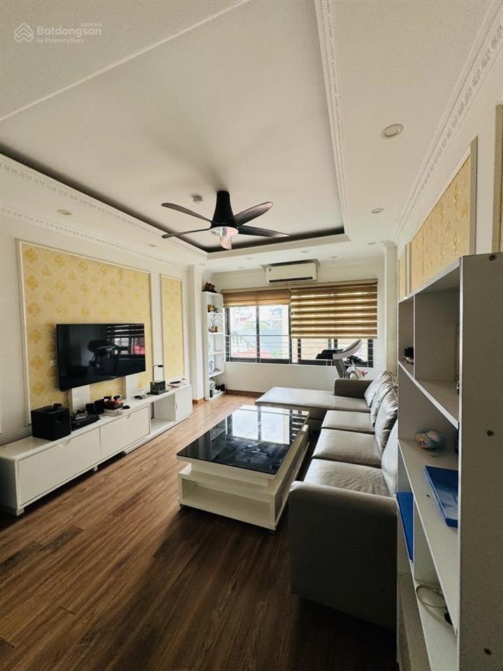 Bán nhà riêng tại trần hưng đạo, 20 tỷ, 55m2, 6pn, 4wc, pháp lý đầy đủ