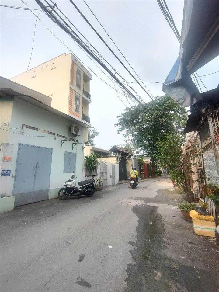 Bán gấp giảm thêm còn 16.8 tỷ 280m2 đất tặng căn nhà trống phạm văn chiêu hẻm xe tải 1 trục thẳng