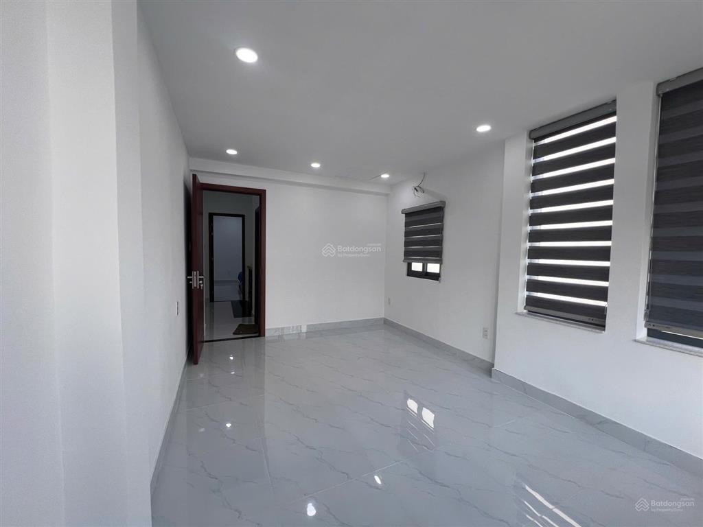 Bán nhà mặt tiền kinh doanh trung tâm gò vấp dtsd 120m2 giáp tân bình pn kế emart có dòng tiền