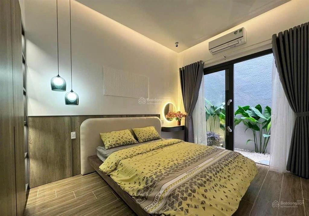 Nhà 3 tầng hẻm ô tô cách phạm văn đồng 150m diện tích 75m2 dòng tiền 18tr/tháng