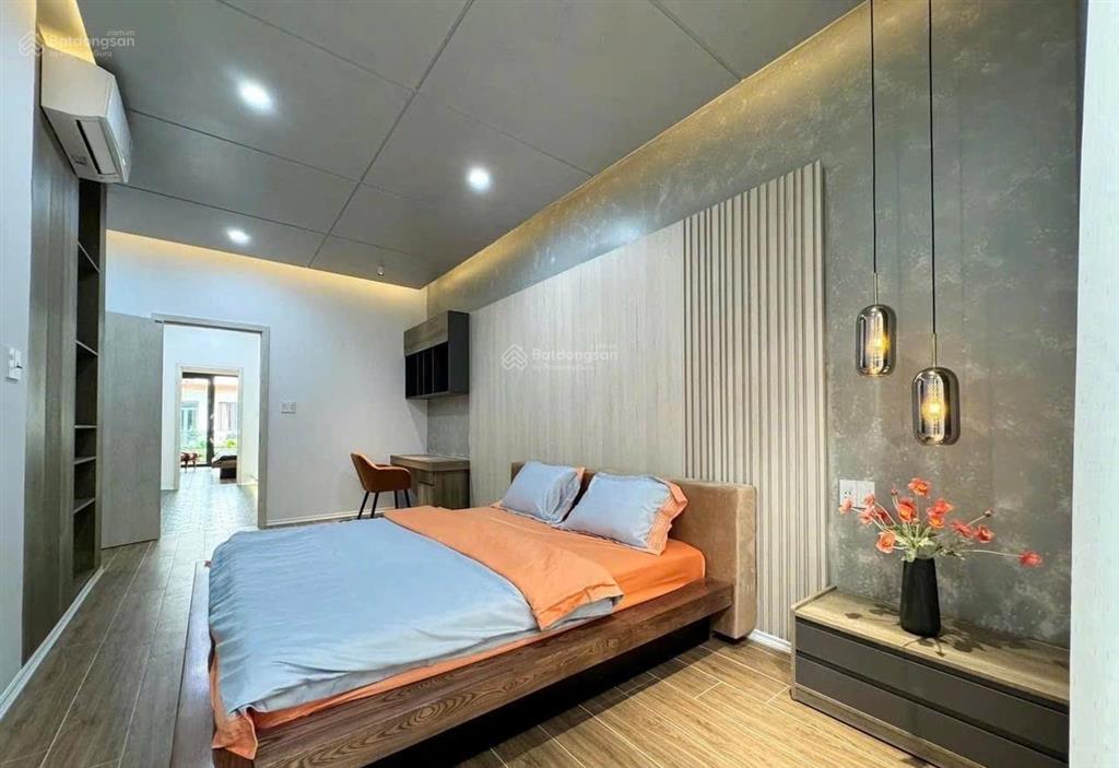 Nhà 3 tầng hẻm ô tô cách phạm văn đồng 150m diện tích 75m2 dòng tiền 18tr/tháng