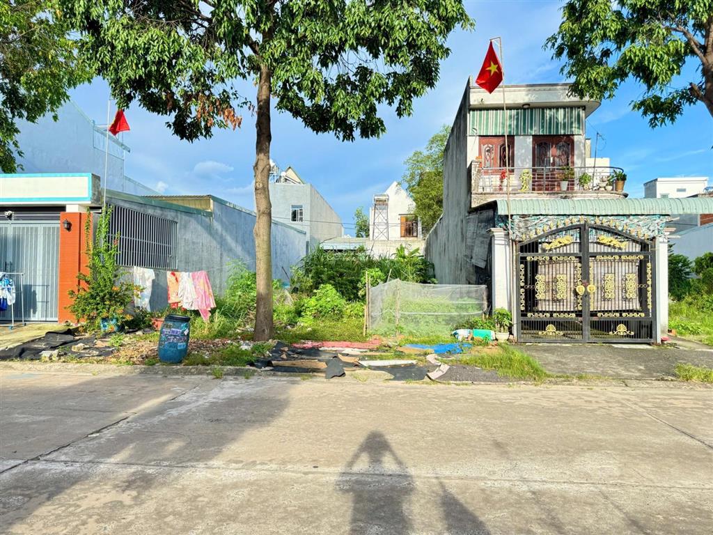 Bán lô đất 150m2 nằm mặt đường dl12 thới hòa bến cát nay thuộc đường dl12 thới hòa tp hồ chí minh