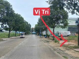 Tôi chính chủ bán lô đất 150m2 shr nằm ngay trục dk12 ra mỹ phước tân vạn chỉ 100m dân cư đông đúc