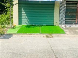 Bán nhà cho thuê nằm ngay đường dk 11 thới hoà 150m2 shr 1 trệt 1 lầu hiện đang cho thuê 8tr/tháng