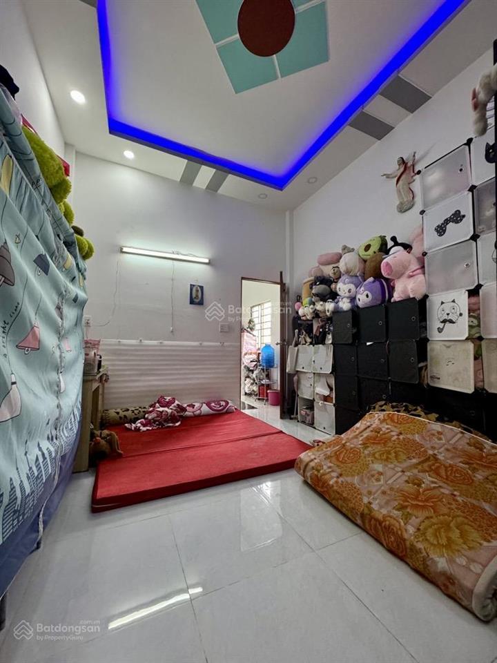 Ngay kdc an sương đht 02  dt lớn 90m2  nhà đẹp ở ngay chỉ xém 5ty