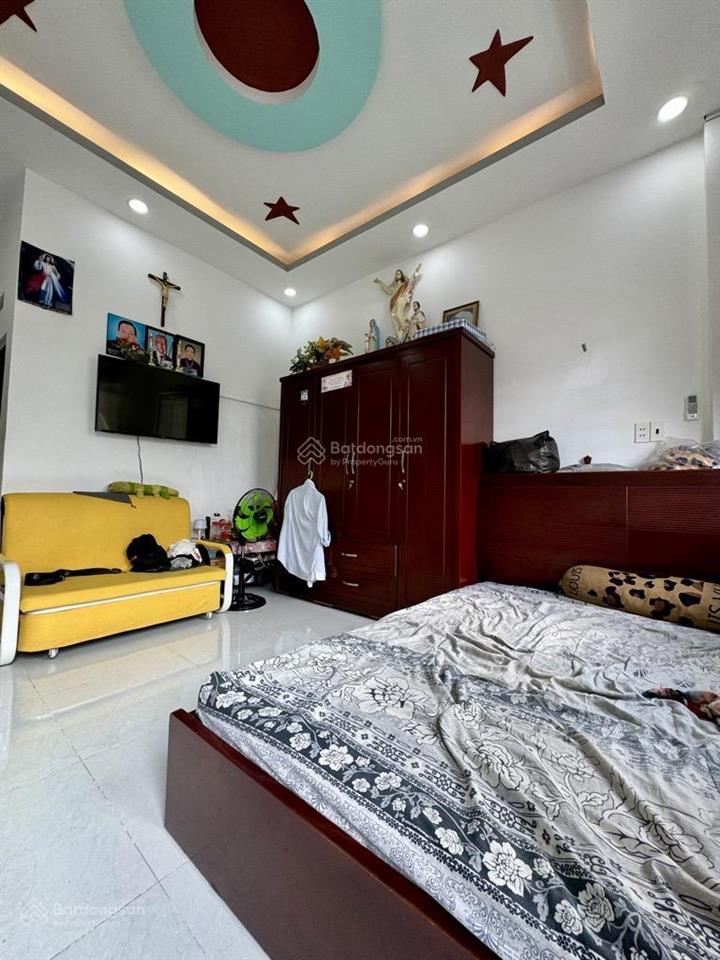 Ngay kdc an sương đht 02  dt lớn 90m2  nhà đẹp ở ngay chỉ xém 5ty