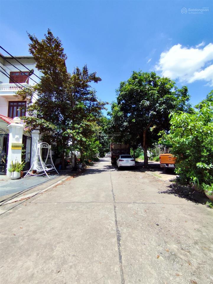 Bán căn biệt thự sân vườn hoàn sơn tiên du bắc ninh 230m2 mặt tiền 20m 4 tầng 6 phòng ngủ ôtô trán