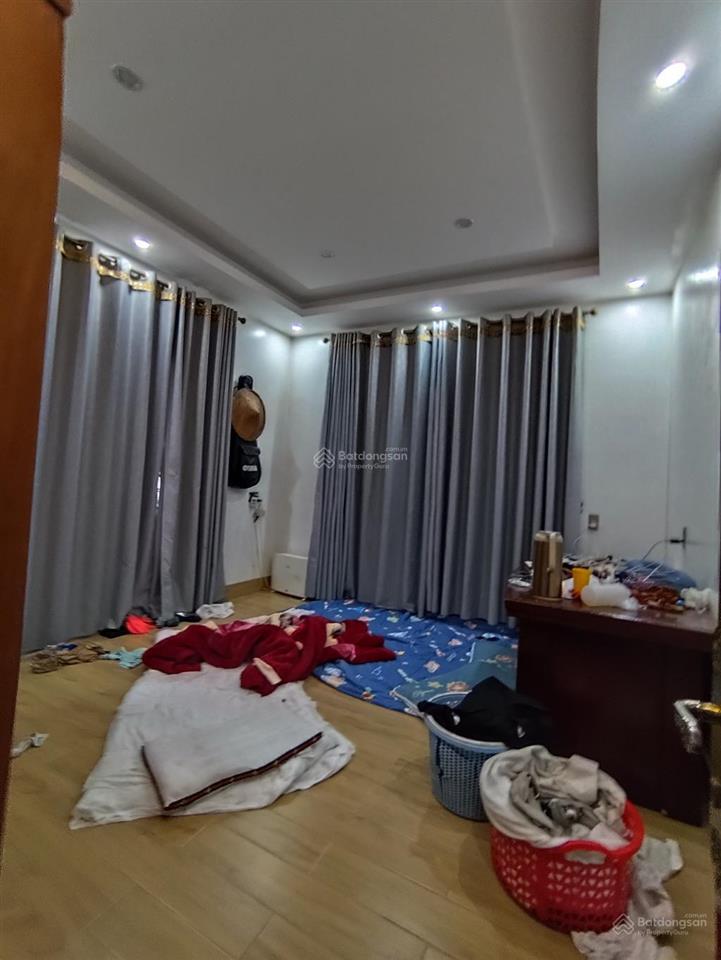 Bán căn biệt thự sân vườn hoàn sơn tiên du bắc ninh 230m2 mặt tiền 20m 4 tầng 6 phòng ngủ ôtô trán