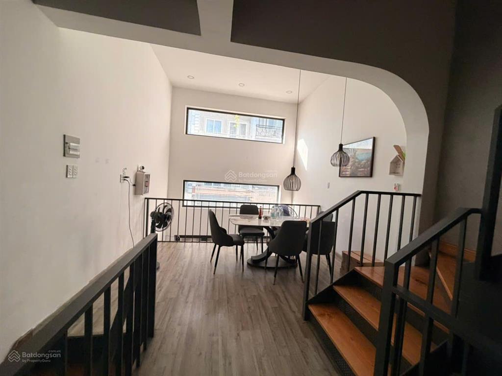 Cho thuê nhà nguyên căn hẻm xe tải tl8, q12 (giáp gò vấp)  3 lầu