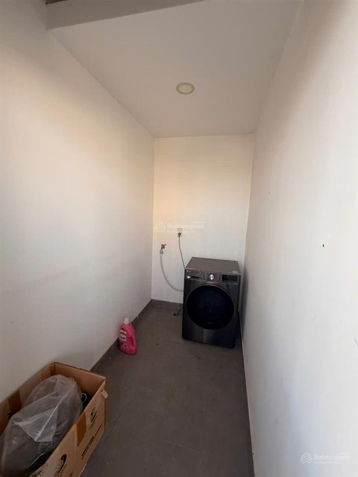 Cho thuê nhà nguyên căn hẻm xe tải tl8, q12 (giáp gò vấp)  3 lầu