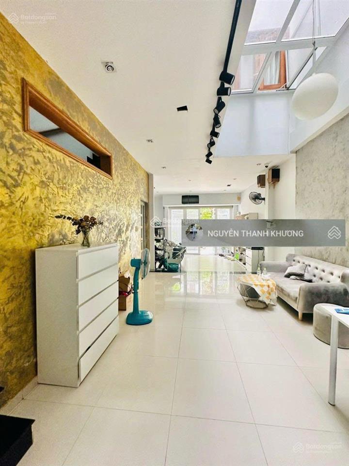 Cho thuê nhà hẻm ô tô phan văn trị  có sẵn nội thất  p5  gần emart  tp hcm