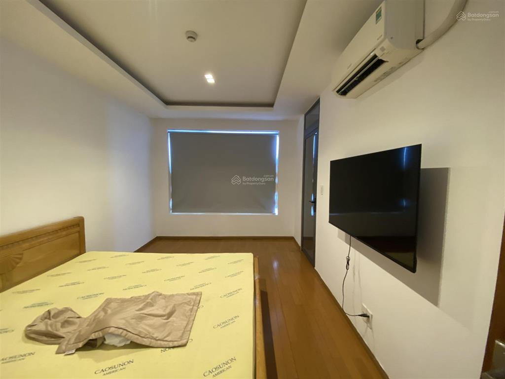 Bán căn hộ 3pn 3wc 139m2 chung cư sky center, phổ quang, tân bình, giá 12 tỷ, view đẹp full nt