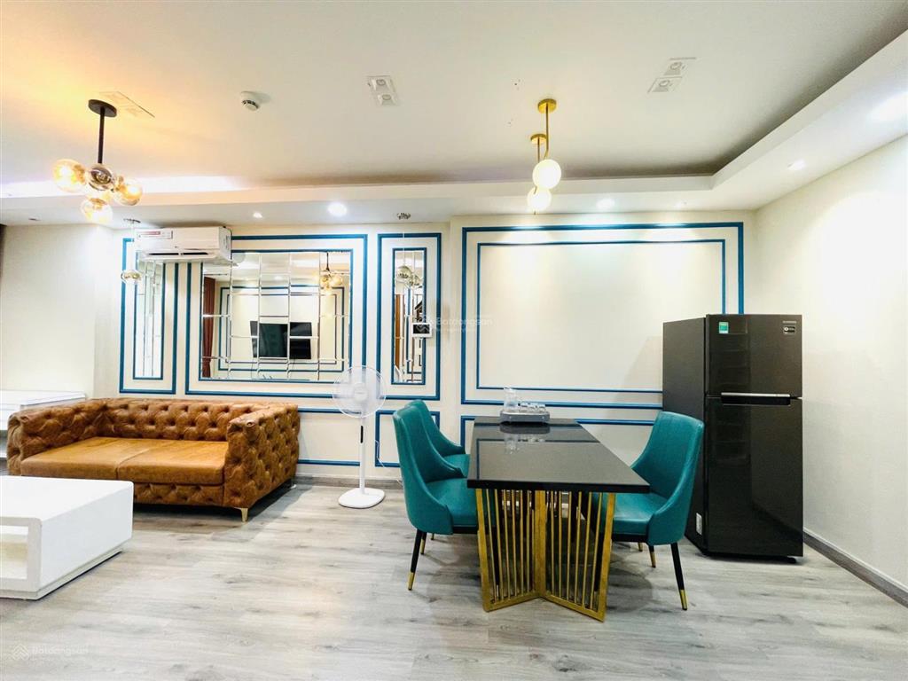 Cho thuê căn hộ sky center, 20 triệu, 97m2, 3pn, 2wc, đầy đủ nội thất tại phổ quang, tân bình