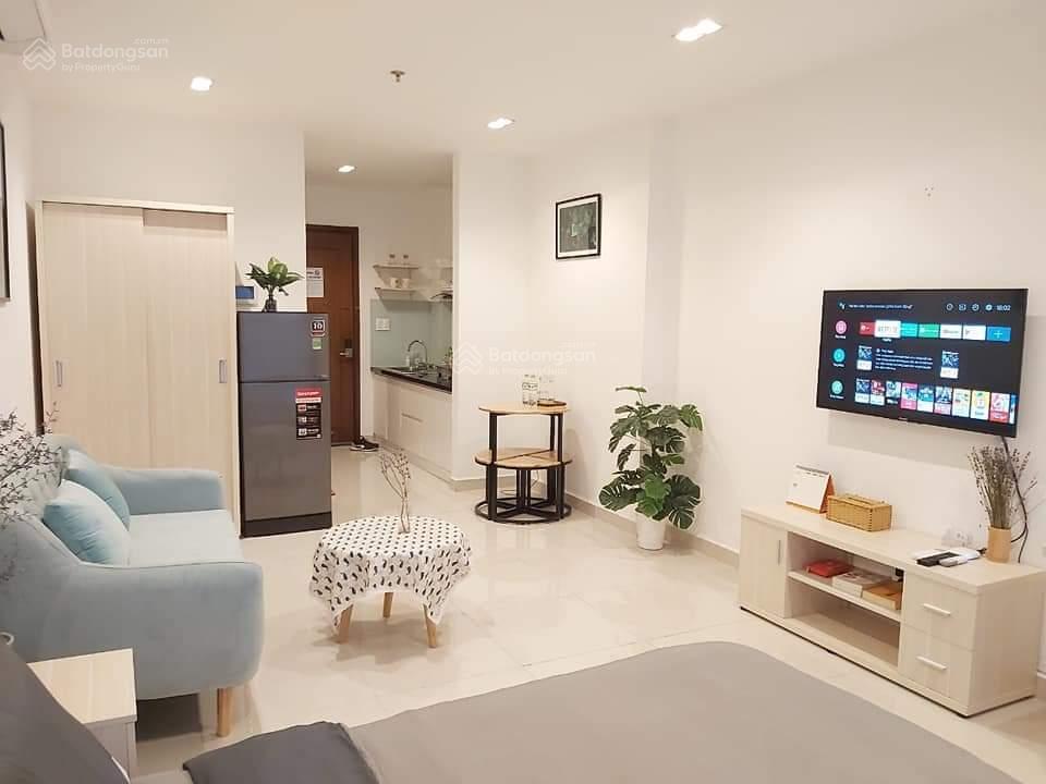 Bán căn hộ chung cư oficetel sky center, 2 tỷ900 36m2, 1pn, 1wc, nội thất đầy đủ, uy tín