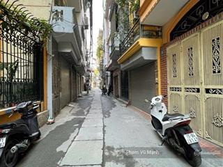 Hơn 8tỷnhà phân lô 28m2 x 3tầngphố kim ngưuhai bà trưngngõ thôngôtô vào nhàkinh doanh