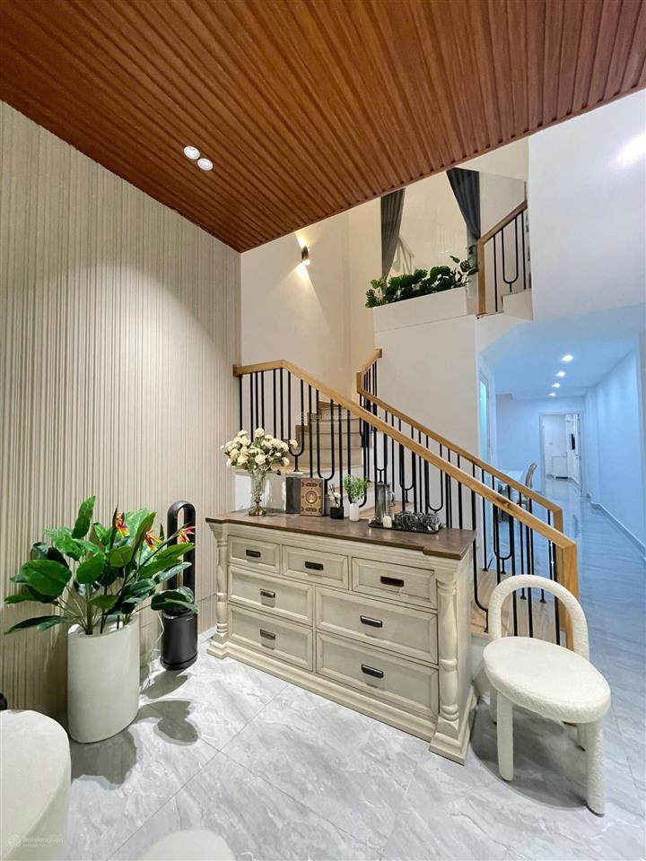 Bán nhà có hồ bơi 3 tầng phạm quang ảnh, gần cầu rồng