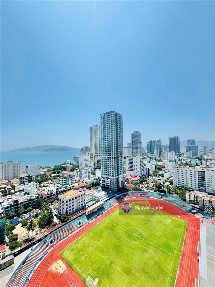 Cho thuê tòa nhà dqua căn 2 phòng ngủ full nội thất 29 phan chu trinh.