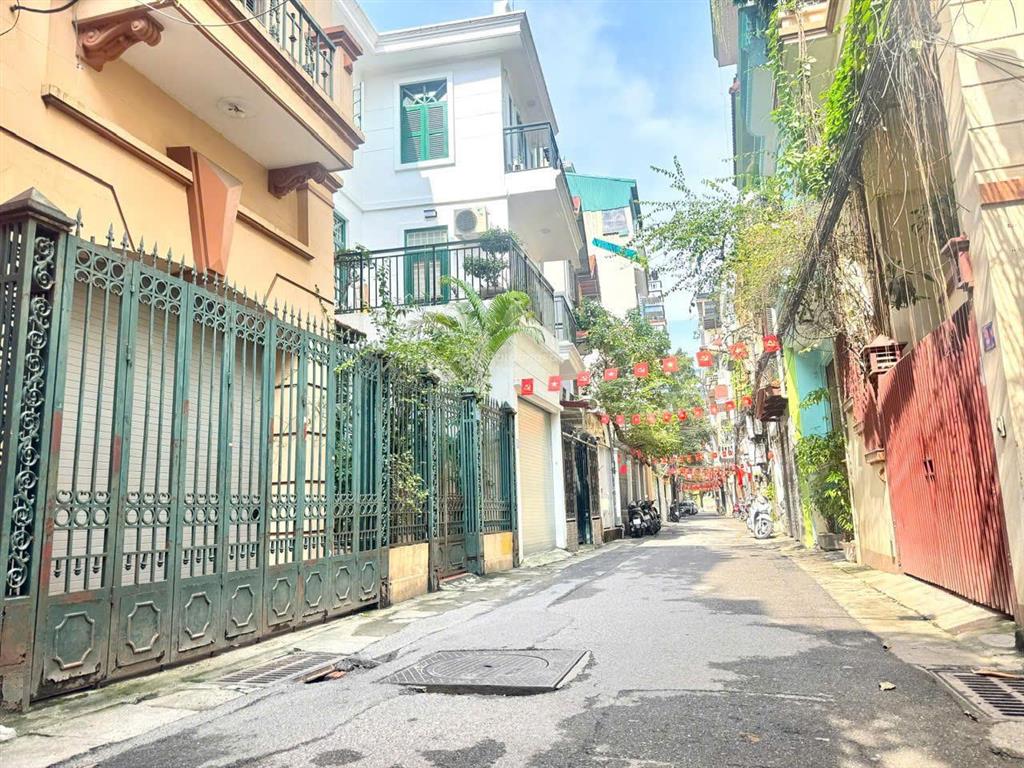 Chính chủ bán đất 86m² ô tô thông trung tâm phú thượng, tây hồ. giá 180 triệu/m²