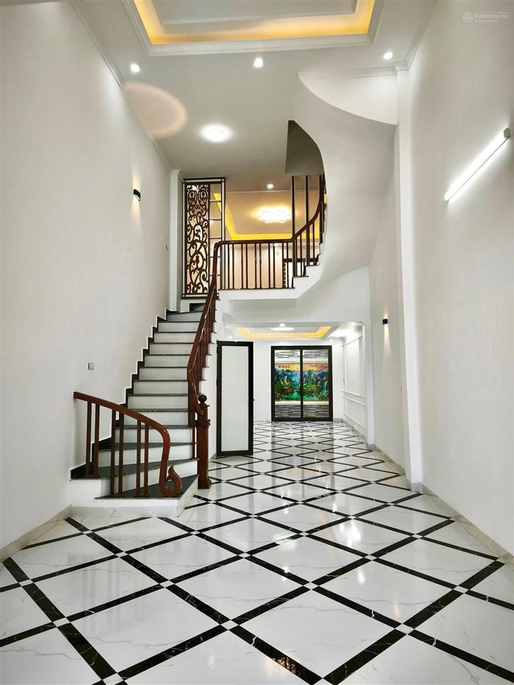 Bán nhà 50m2, cổ điển b, tứ hiệp, thanh trì, hà nội 5 tỷ